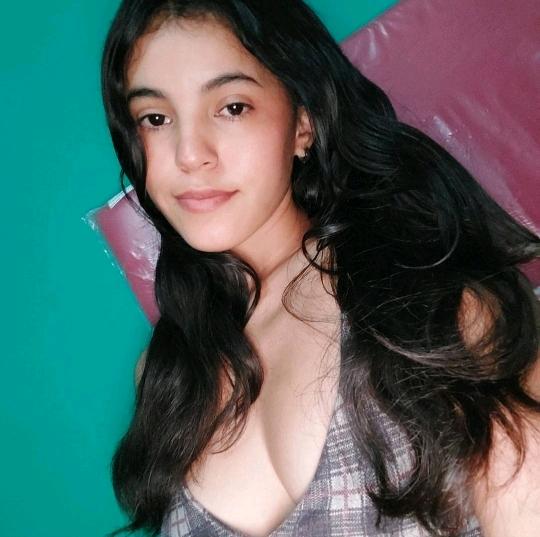 Lus from Paraguay, one of the people you can meet on PeacHub, one at a time