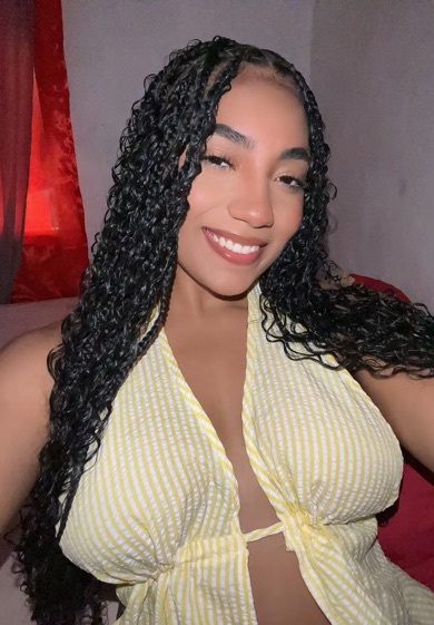Sashaa from the Dominican Republic, ready for random video chat