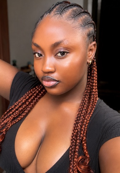 Rayna from Nigeria, on camera for a random video chat, nothing installed