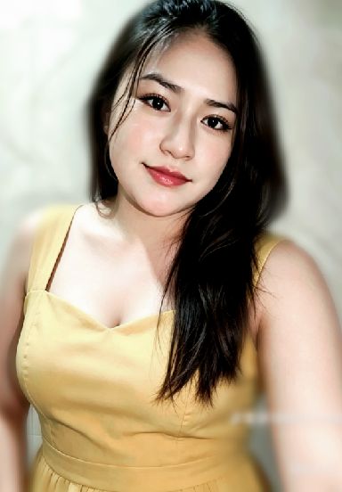 Zhintia from Bolivia, one of the women in random girl chat on PeacHub