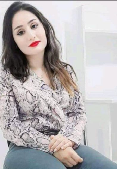 Mimouchita from Tunisia, one of the women in random girl chat on PeacHub