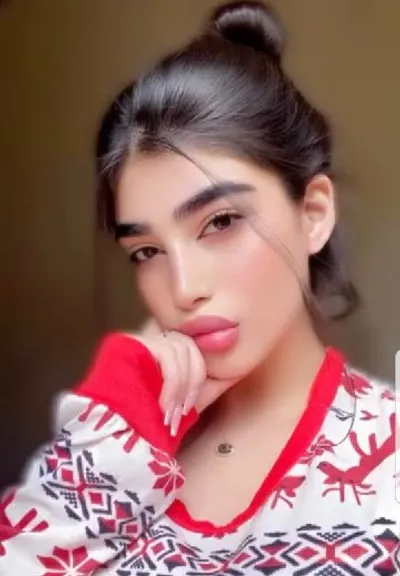 Shahd from Türkiye, live on PeacHub right now