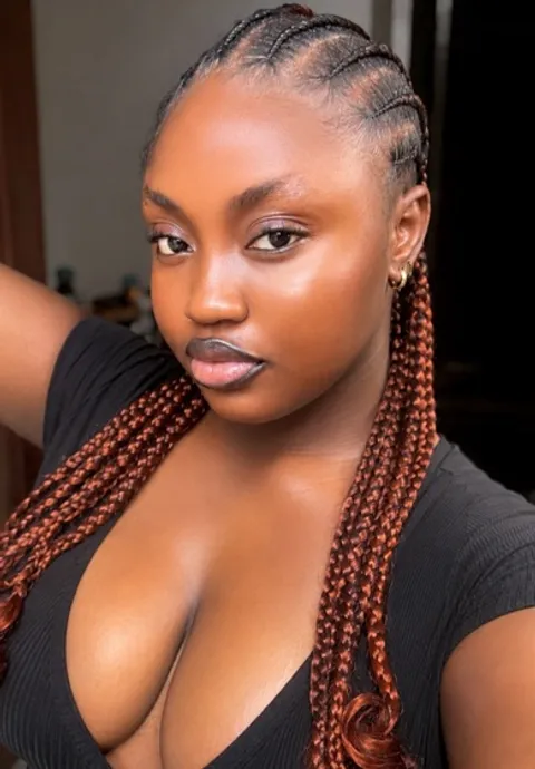 Rayna from Nigeria, on camera for a random video chat, nothing installed
