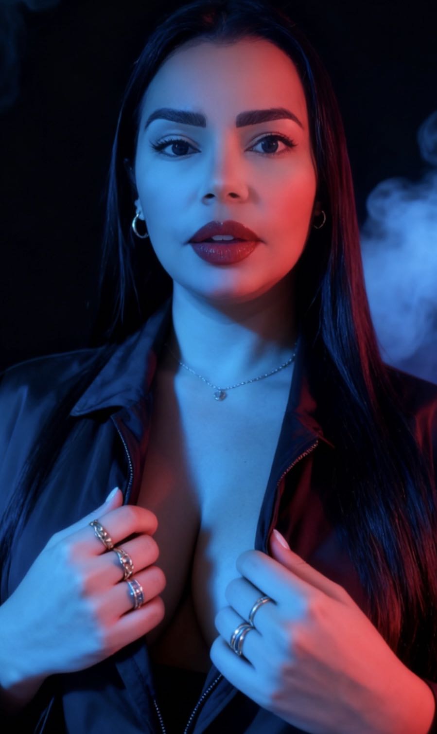 Nurkys from Venezuela, live on PeacHub for a 1-on-1 video chat right now